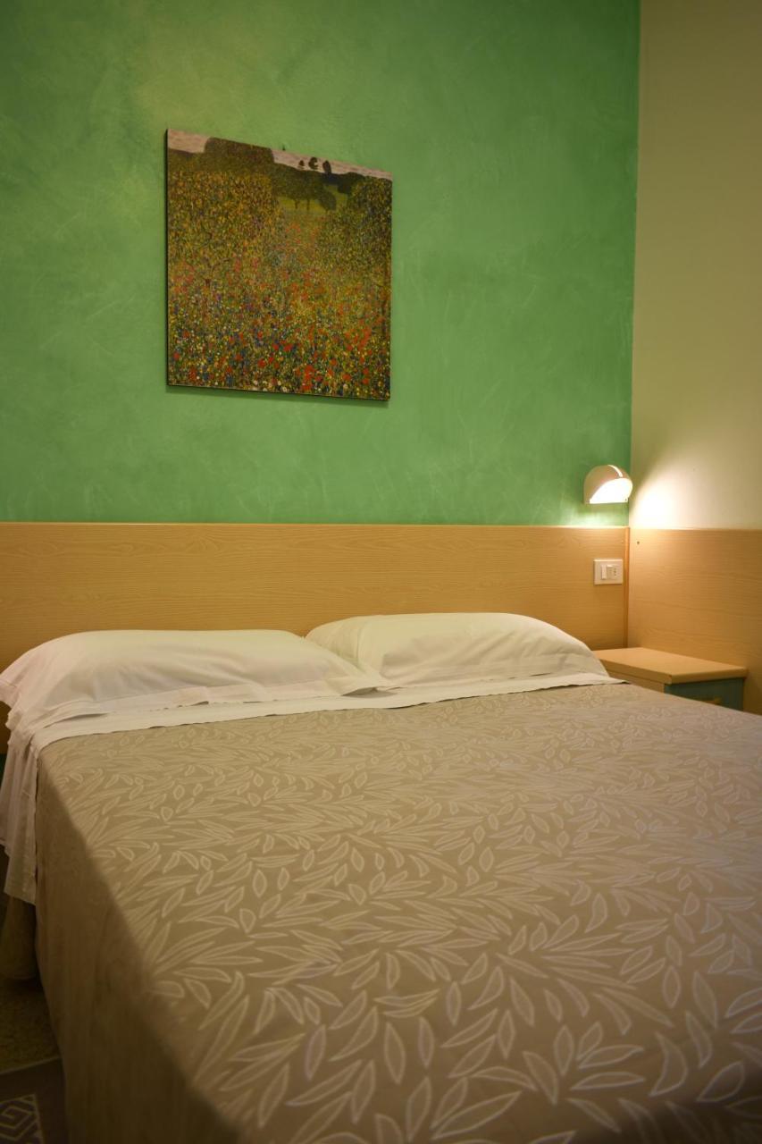Hotel Alfa Tao Riccione Exterior photo